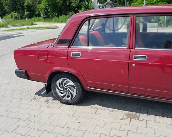 Красный ВАЗ 2107, объемом двигателя 1.6 л и пробегом 27 тыс. км за 2100 $, фото 9 на Automoto.ua