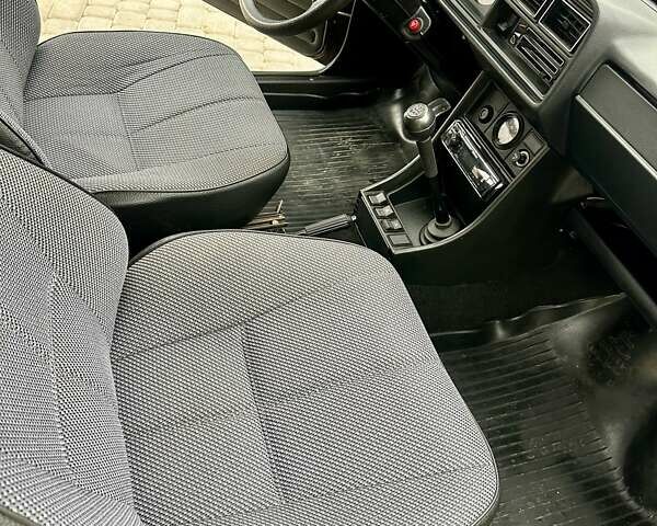 Красный ВАЗ 2107, объемом двигателя 1.45 л и пробегом 80 тыс. км за 2799 $, фото 29 на Automoto.ua