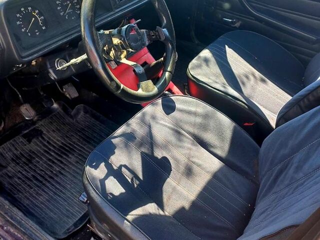 Красный ВАЗ 2107, объемом двигателя 15 л и пробегом 157 тыс. км за 850 $, фото 6 на Automoto.ua