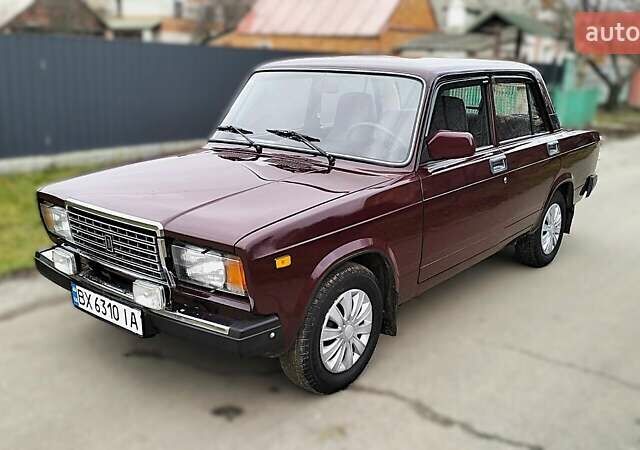 Червоний ВАЗ 2107, об'ємом двигуна 1.45 л та пробігом 45 тис. км за 2700 $, фото 2 на Automoto.ua