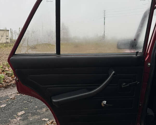 Красный ВАЗ 2107, объемом двигателя 1.5 л и пробегом 47 тыс. км за 2499 $, фото 95 на Automoto.ua