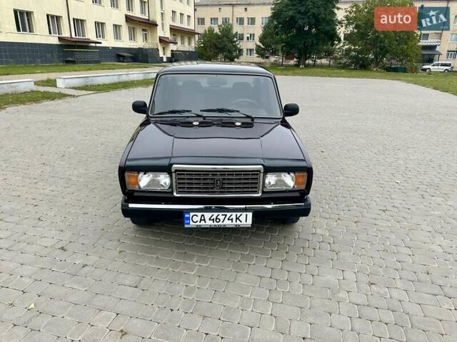 Красный ВАЗ 2107, объемом двигателя 1.45 л и пробегом 80 тыс. км за 2799 $, фото 5 на Automoto.ua