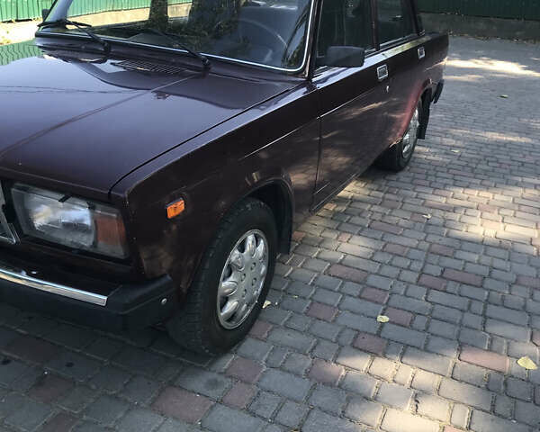 Красный ВАЗ 2107, объемом двигателя 1.57 л и пробегом 90 тыс. км за 1450 $, фото 1 на Automoto.ua
