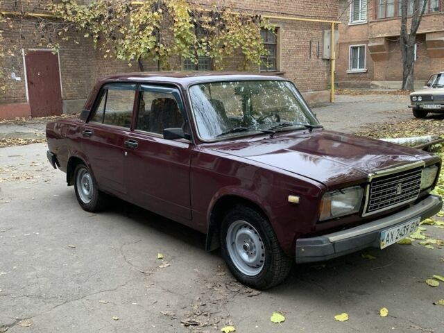 Красный ВАЗ 2107, объемом двигателя 1.5 л и пробегом 68 тыс. км за 774 $, фото 1 на Automoto.ua