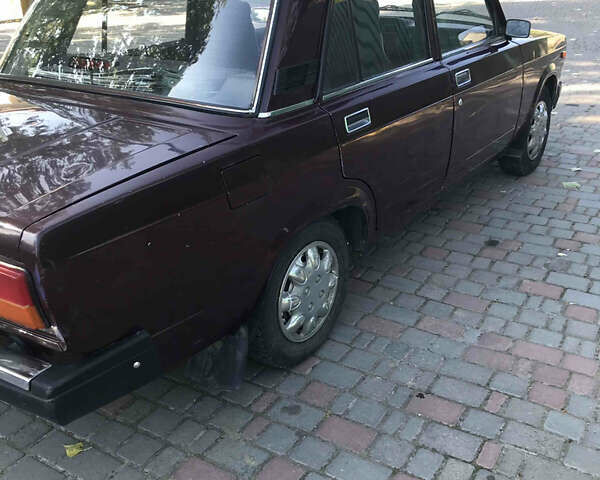 Красный ВАЗ 2107, объемом двигателя 1.57 л и пробегом 90 тыс. км за 1450 $, фото 2 на Automoto.ua