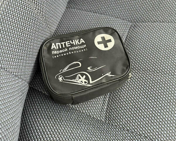 Красный ВАЗ 2107, объемом двигателя 1.5 л и пробегом 47 тыс. км за 2499 $, фото 123 на Automoto.ua