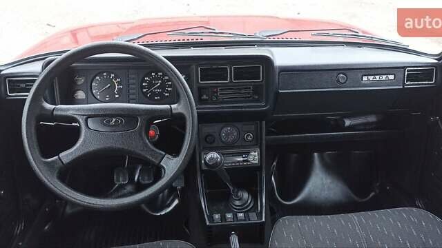 Червоний ВАЗ 2107, об'ємом двигуна 1.5 л та пробігом 33 тис. км за 3750 $, фото 27 на Automoto.ua