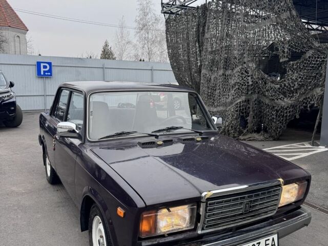 Красный ВАЗ 2107, объемом двигателя 1.5 л и пробегом 56 тыс. км за 2100 $, фото 6 на Automoto.ua