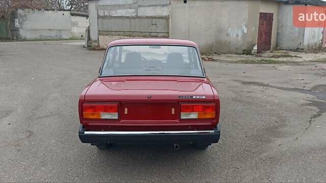 Червоний ВАЗ 2107, об'ємом двигуна 1.5 л та пробігом 33 тис. км за 3750 $, фото 14 на Automoto.ua