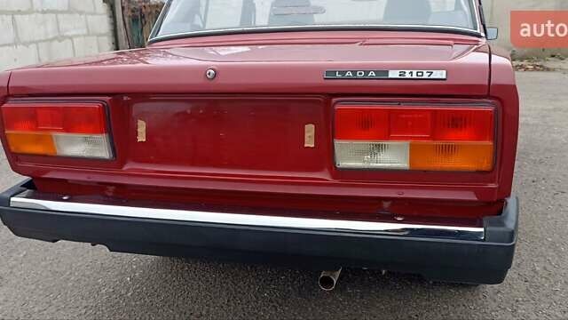 Червоний ВАЗ 2107, об'ємом двигуна 1.5 л та пробігом 33 тис. км за 3750 $, фото 16 на Automoto.ua