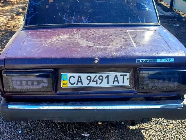 Красный ВАЗ 2107, объемом двигателя 15 л и пробегом 157 тыс. км за 850 $, фото 4 на Automoto.ua