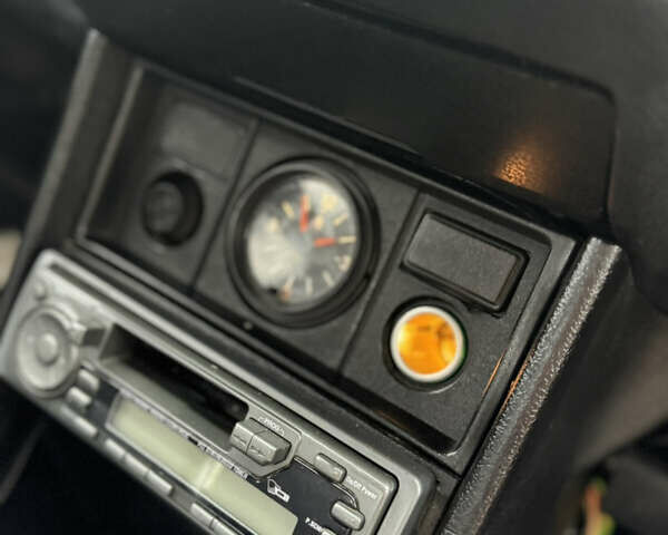 Красный ВАЗ 2107, объемом двигателя 1.5 л и пробегом 47 тыс. км за 2499 $, фото 118 на Automoto.ua