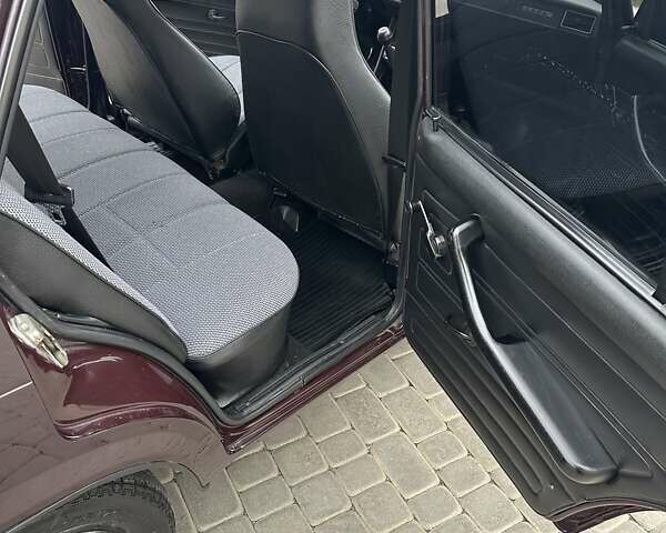 Красный ВАЗ 2107, объемом двигателя 1.45 л и пробегом 80 тыс. км за 2799 $, фото 31 на Automoto.ua