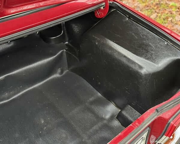 Красный ВАЗ 2107, объемом двигателя 1.5 л и пробегом 47 тыс. км за 2499 $, фото 78 на Automoto.ua