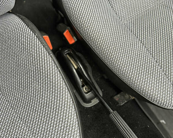 Красный ВАЗ 2107, объемом двигателя 1.5 л и пробегом 47 тыс. км за 2499 $, фото 102 на Automoto.ua