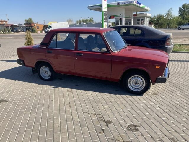Красный ВАЗ 2107, объемом двигателя 0 л и пробегом 90 тыс. км за 1500 $, фото 2 на Automoto.ua