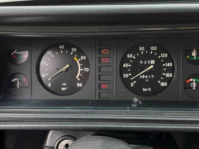 Красный ВАЗ 2107, объемом двигателя 1.5 л и пробегом 39 тыс. км за 1574 $, фото 7 на Automoto.ua