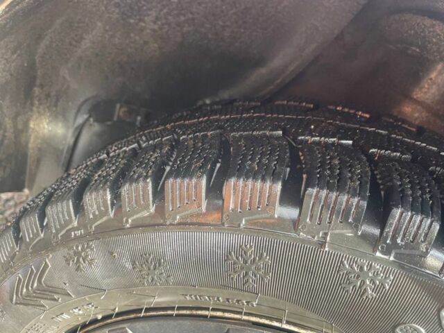 Красный ВАЗ 2107, объемом двигателя 1.6 л и пробегом 2 тыс. км за 2100 $, фото 5 на Automoto.ua