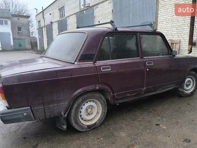 Красный ВАЗ 2107, объемом двигателя 1.5 л и пробегом 454 тыс. км за 1180 $, фото 5 на Automoto.ua