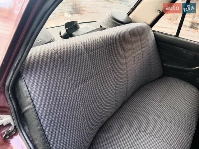 Красный ВАЗ 2107, объемом двигателя 1.5 л и пробегом 122 тыс. км за 1600 $, фото 9 на Automoto.ua