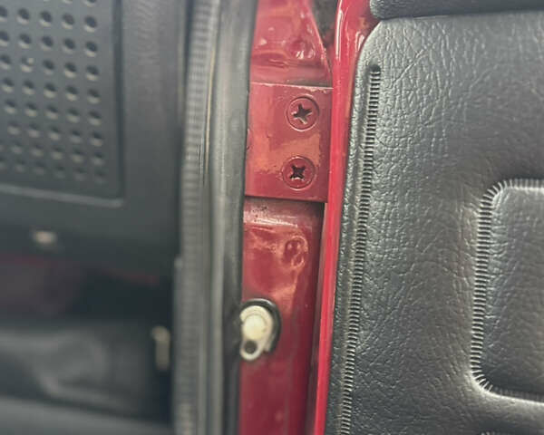 Красный ВАЗ 2107, объемом двигателя 1.5 л и пробегом 47 тыс. км за 2499 $, фото 107 на Automoto.ua