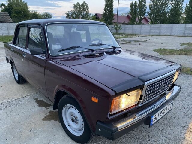 Червоний ВАЗ 2107, об'ємом двигуна 1.5 л та пробігом 17 тис. км за 1700 $, фото 1 на Automoto.ua