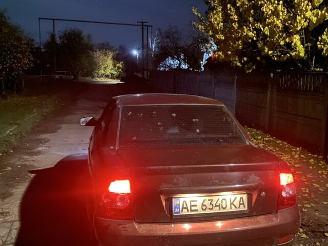 Красный ВАЗ 2107, объемом двигателя 1.6 л и пробегом 111 тыс. км за 2200 $, фото 2 на Automoto.ua