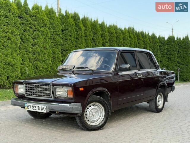 Красный ВАЗ 2107, объемом двигателя 1.6 л и пробегом 57 тыс. км за 1450 $, фото 1 на Automoto.ua