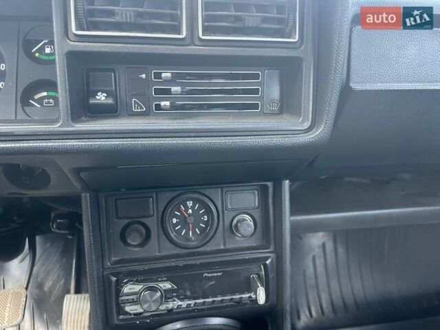 Красный ВАЗ 2107, объемом двигателя 1.45 л и пробегом 70 тыс. км за 1800 $, фото 16 на Automoto.ua