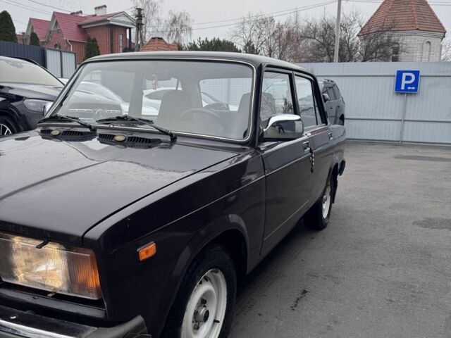 Красный ВАЗ 2107, объемом двигателя 1.5 л и пробегом 56 тыс. км за 2100 $, фото 3 на Automoto.ua