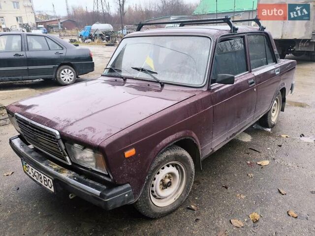 Красный ВАЗ 2107, объемом двигателя 1.5 л и пробегом 454 тыс. км за 1180 $, фото 6 на Automoto.ua