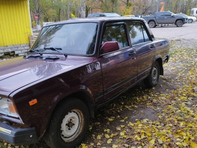 ВАЗ 2107 2008 в Славянске на Automoto.ua Красный ВАЗ 2107, объемом двигателя 1.6 л и пробегом 2 тыс. км за 730 $, фото 4 на Automoto.ua