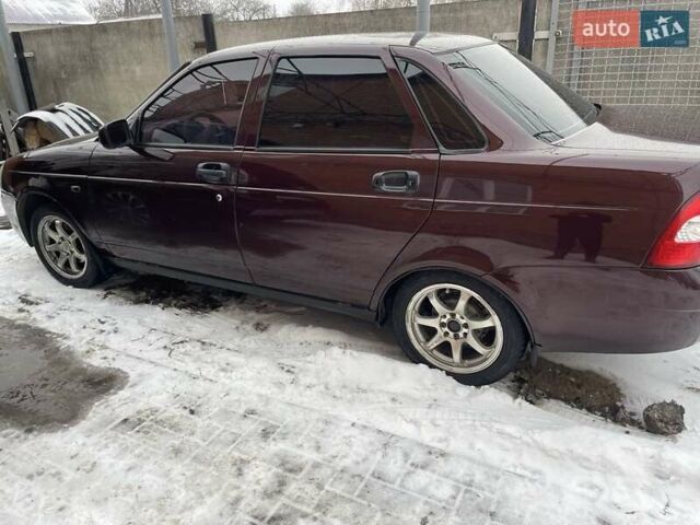 Красный ВАЗ 2107, объемом двигателя 1.6 л и пробегом 90 тыс. км за 2700 $, фото 2 на Automoto.ua