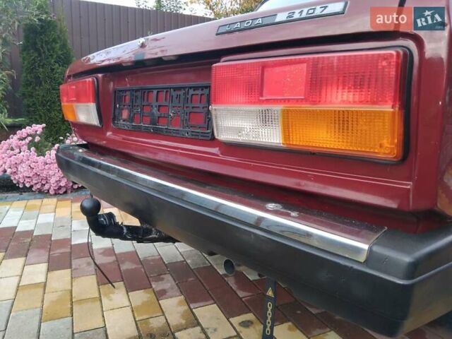ВАЗ 2107 2008 в Гоще на Automoto.ua Красный ВАЗ 2107, объемом двигателя 1.5 л и пробегом 120 тыс. км за 1680 $, фото 15 на Automoto.ua