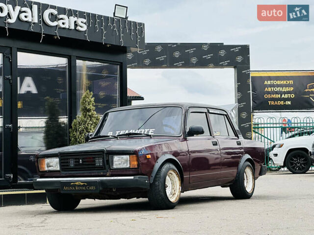 Красный ВАЗ 2107, объемом двигателя 1.57 л и пробегом 117 тыс. км за 1400 $, фото 5 на Automoto.ua