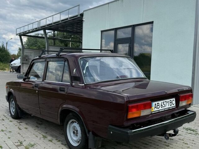 Красный ВАЗ 2107, объемом двигателя 1.5 л и пробегом 60 тыс. км за 2650 $, фото 3 на Automoto.ua