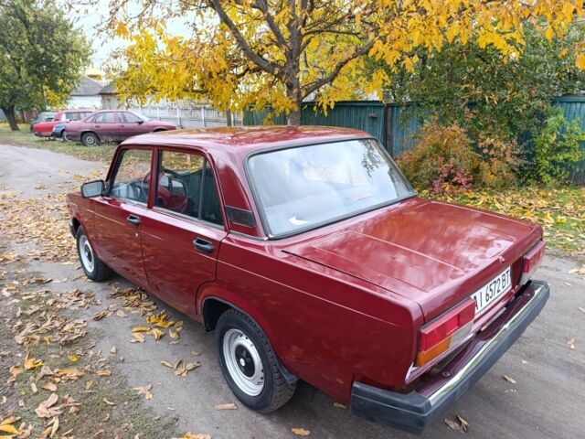 Красный ВАЗ 2107, объемом двигателя 0 л и пробегом 77 тыс. км за 999 $, фото 5 на Automoto.ua