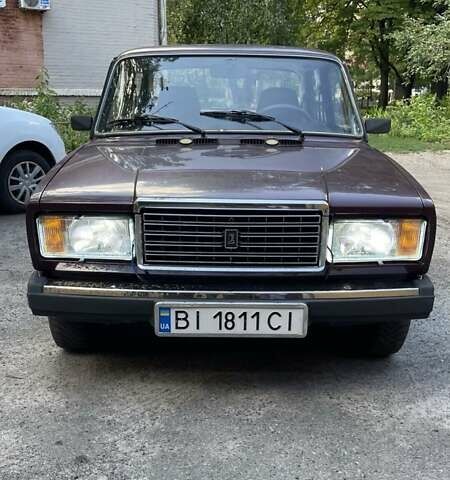 Красный ВАЗ 2107, объемом двигателя 1.5 л и пробегом 43 тыс. км за 1950 $, фото 4 на Automoto.ua