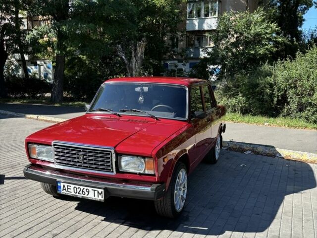 Красный ВАЗ 2107, объемом двигателя 1.5 л и пробегом 57 тыс. км за 3600 $, фото 1 на Automoto.ua