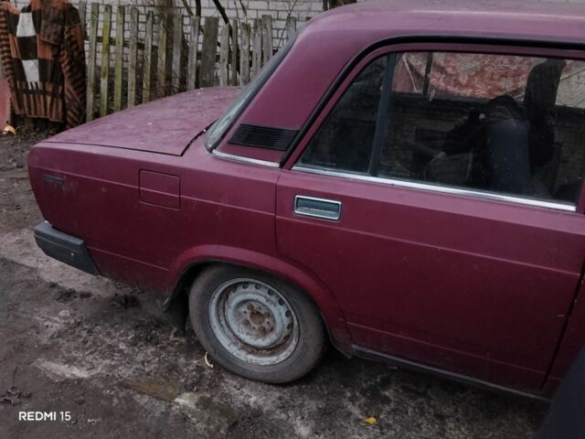 Червоний ВАЗ 2107, об'ємом двигуна 1.5 л та пробігом 1000 тис. км за 356 $, фото 2 на Automoto.ua