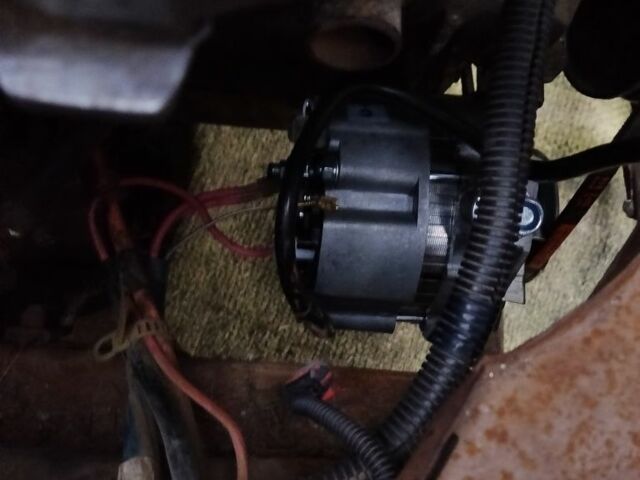 Червоний ВАЗ 2107, об'ємом двигуна 1.5 л та пробігом 1000 тис. км за 356 $, фото 6 на Automoto.ua