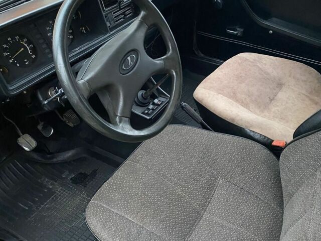 Червоний ВАЗ 2107, об'ємом двигуна 0 л та пробігом 300 тис. км за 1200 $, фото 4 на Automoto.ua