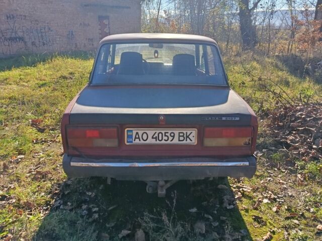 Красный ВАЗ 2107, объемом двигателя 1.6 л и пробегом 33 тыс. км за 350 $, фото 2 на Automoto.ua