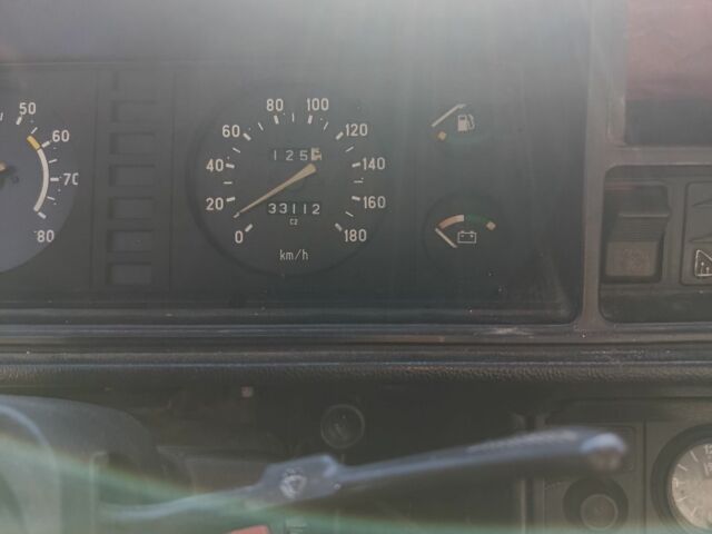 Красный ВАЗ 2107, объемом двигателя 1.6 л и пробегом 33 тыс. км за 350 $, фото 7 на Automoto.ua