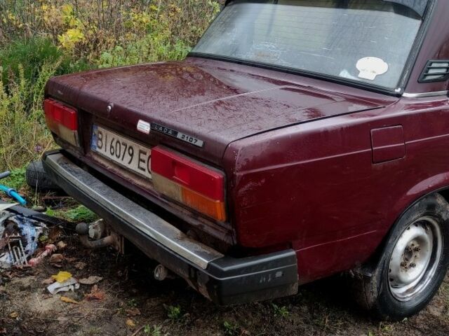 Красный ВАЗ 2107, объемом двигателя 2 л и пробегом 256 тыс. км за 1002 $, фото 2 на Automoto.ua