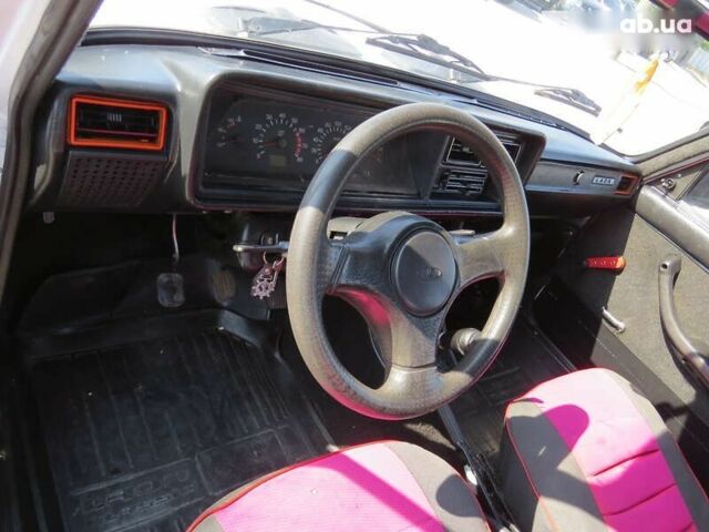 ВАЗ 2107 1990 в Кропивницком (Кировограде) на Automoto.ua ВАЗ 2107, объемом двигателя 0 л и пробегом 83 тыс. км за 1700 $, фото 5 на Automoto.ua