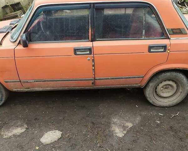 ВАЗ 2107, объемом двигателя 1.3 л и пробегом 200 тыс. км за 700 $, фото 1 на Automoto.ua