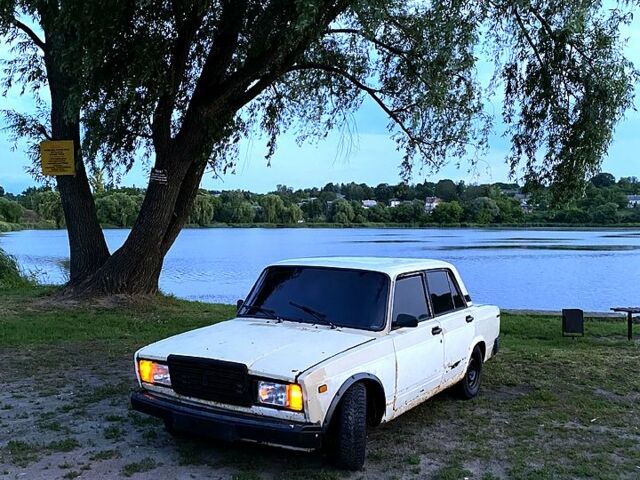 ВАЗ 2107, объемом двигателя 1.3 л и пробегом 303 тыс. км за 700 $, фото 8 на Automoto.ua