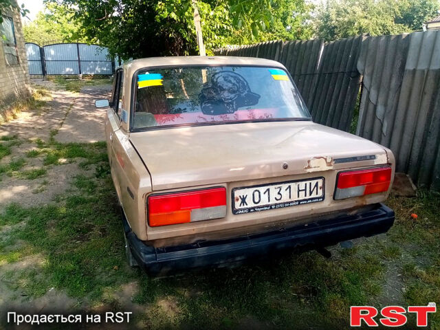 ВАЗ 2107, объемом двигателя 1.5 л и пробегом 0 тыс. км за 340 $, фото 3 на Automoto.ua