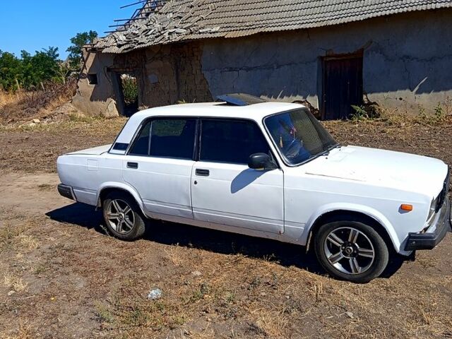 ВАЗ 2107, объемом двигателя 1.5 л и пробегом 0 тыс. км за 1300 $, фото 1 на Automoto.ua
